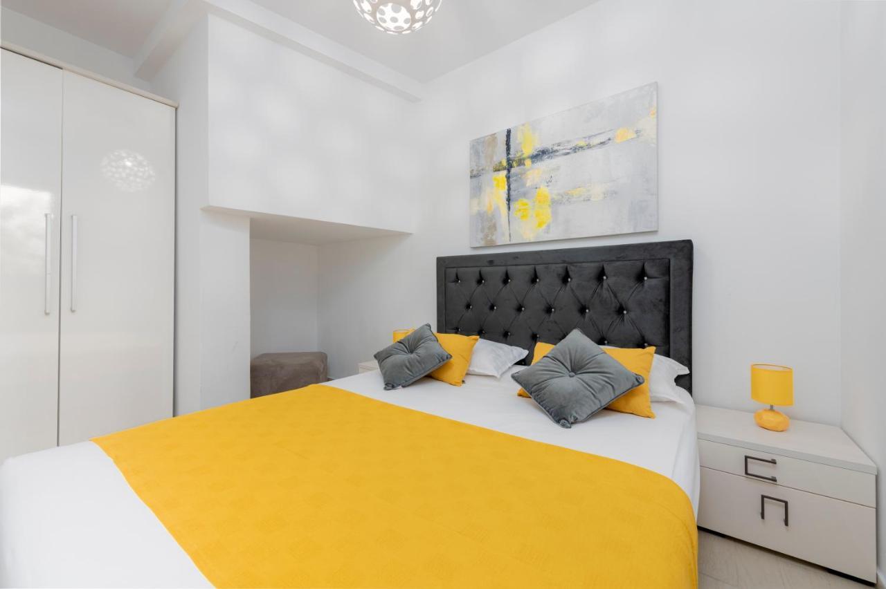 New Deluxe Jacuzzi Apartment Ana ドゥブロブニク エクステリア 写真
