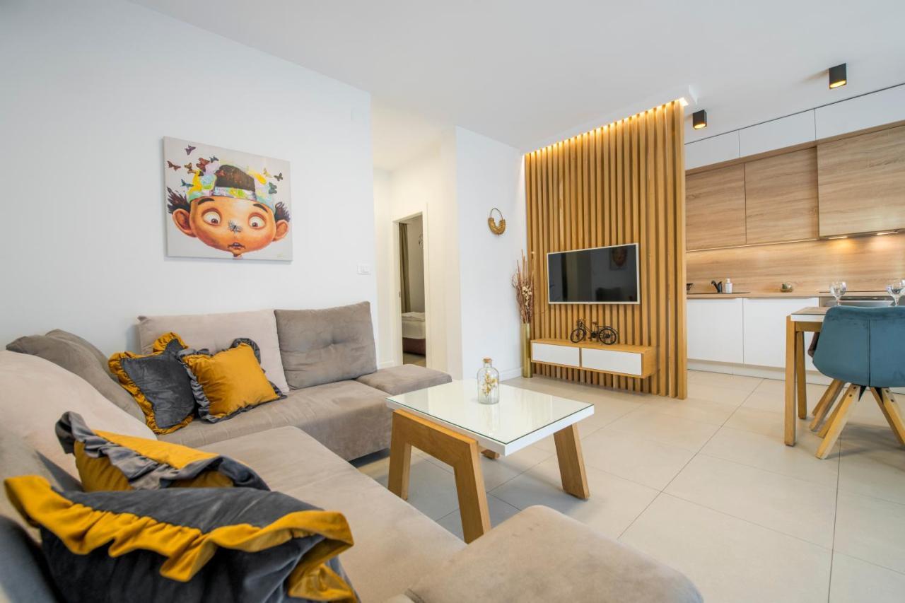 New Deluxe Jacuzzi Apartment Ana ドゥブロブニク エクステリア 写真